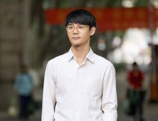 演员现状差距大,有人片约不断,有人从主角沦为配角_胡歌_明台_王凯