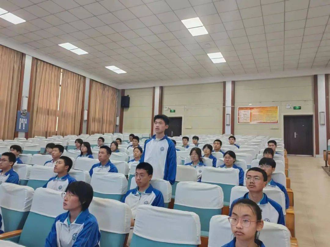 国家安全青春挺膺济北中学开展2024年全民国家安全教育主题团日活动