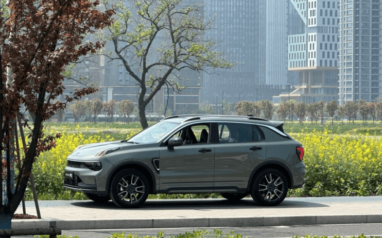 新款领克01引爆15万级suv市场,超值体验直逼30万级bba顶配!