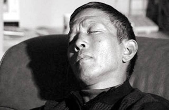 42年前黄延秋飞行上海能否用科学破解外星人真的存在