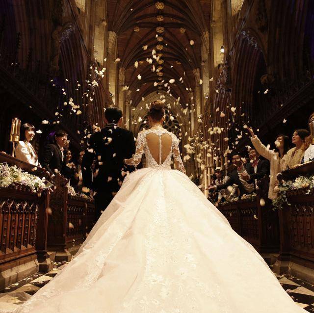 一个结婚的高峰期,很多人都受到了红色罚款单,尤其是一些刚毕业的同学