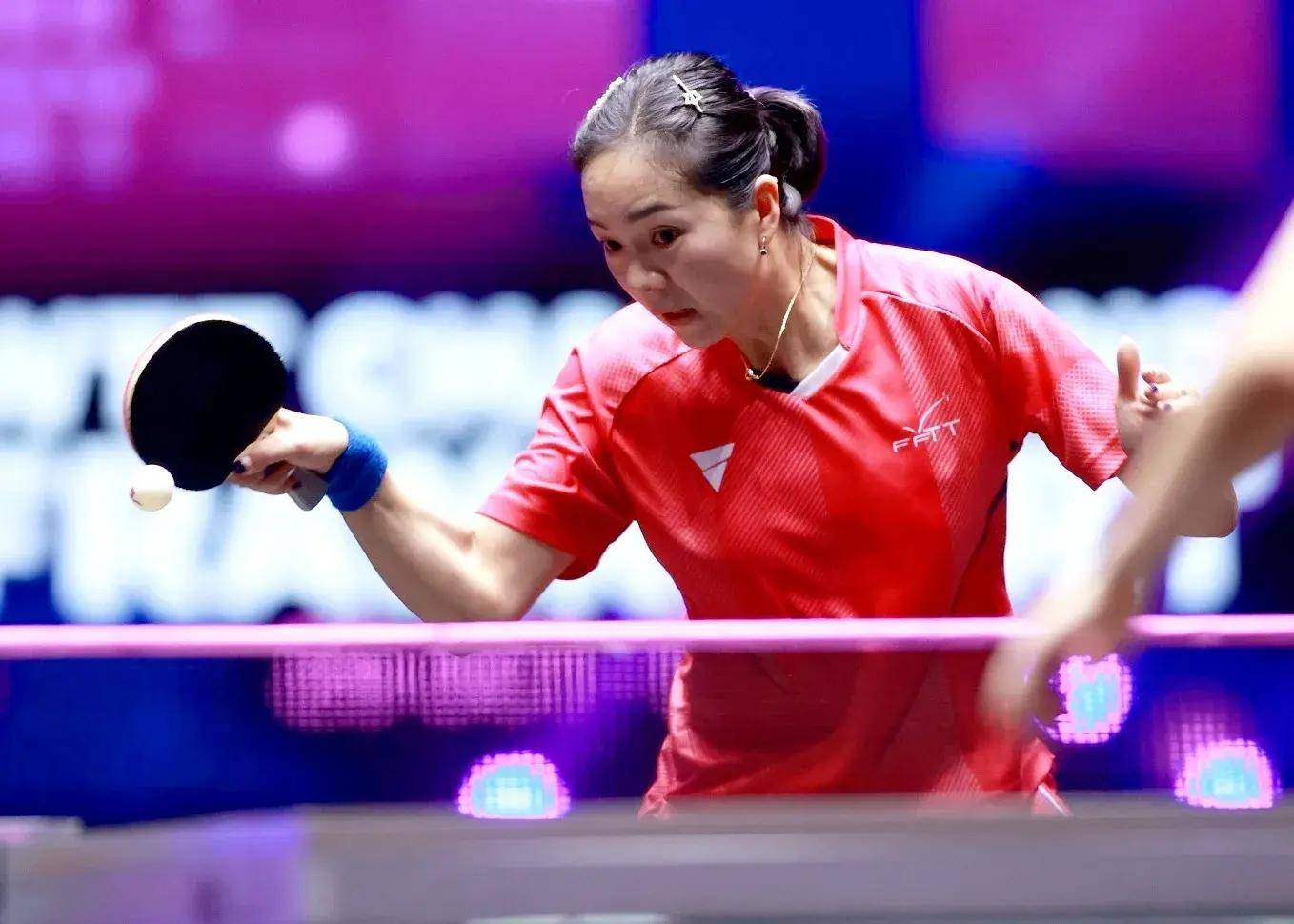 乒乓球世界杯:前两位淘汰者诞生,被马龙上课,被平野打2局11