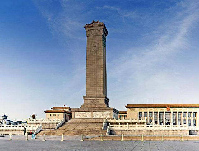 原重300吨的人民英雄纪念碑运到北京却只剩60吨其余240吨呢