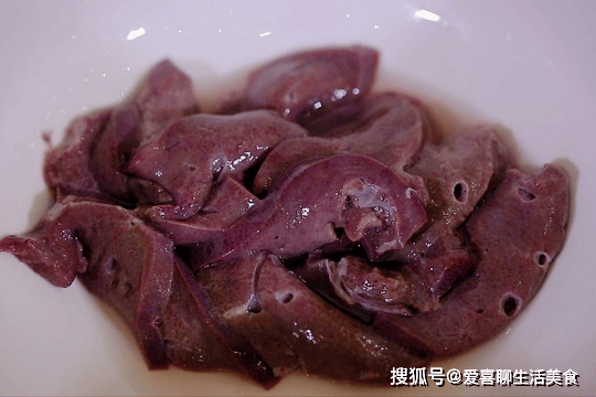 春末夏初,5种"自带青霉素"食物要多吃,增免疫强体质,现在正当季