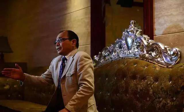 原创悲惨的亚洲赌王曾纵横赌场一夜赢550万出千露馅被剁双脚