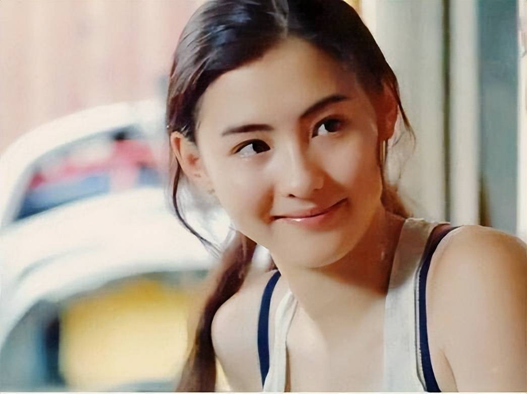 陈冠希太会玩!竟把张柏芝从"绯闻女王"变成"艳照女王"