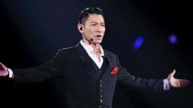 原创曾给刘德华做替身翻身自己当影帝杜奕衡还拿下了天王前女友