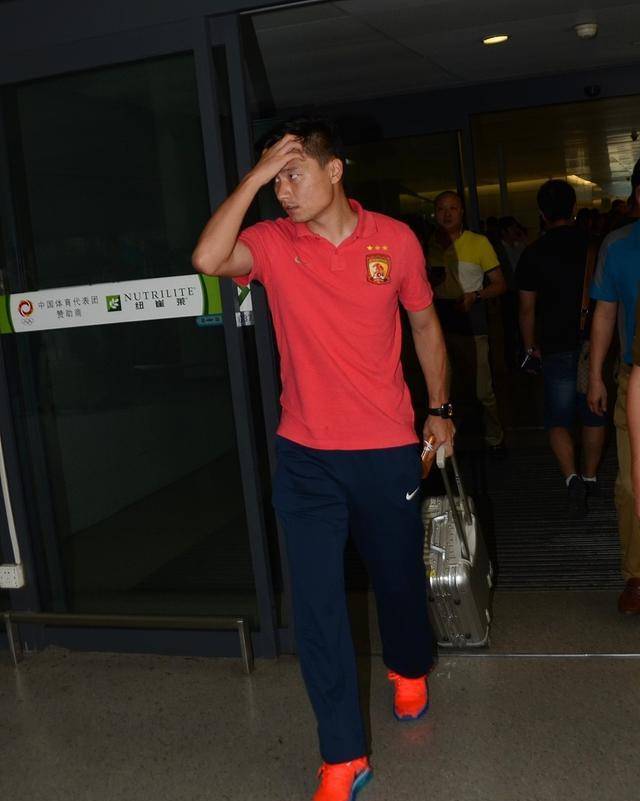 原创老兵郜林将去天海恒大球员占据半支球队愿他在天海踢快乐足球