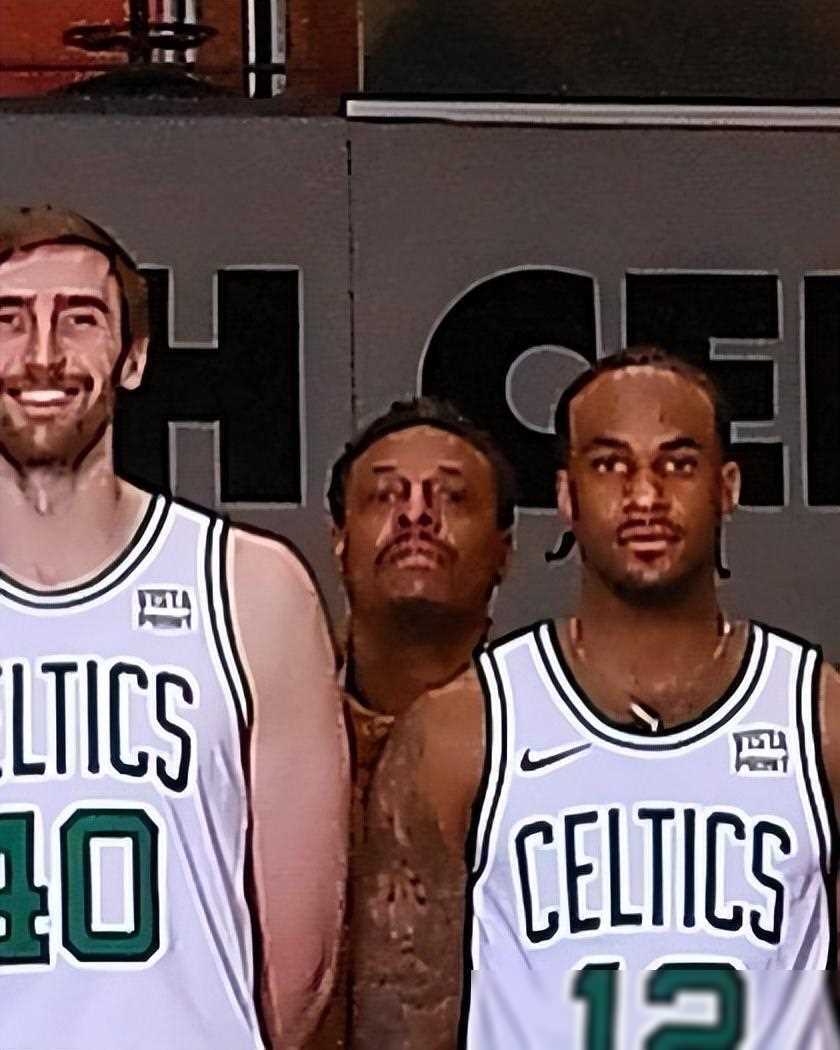 原创凯尔特人全家福出炉14人冲击第18冠皮尔斯抢镜引发欢笑