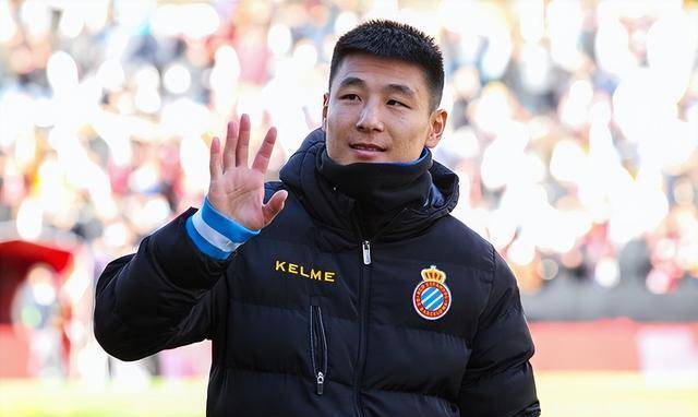 武磊中超射手榜领跑连续蝉联单轮最佳球员