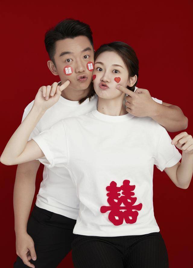 原创郑恺接力魏晨迎娶女神苗苗苗苗背后抱发福郑恺好有孕妇感画面超