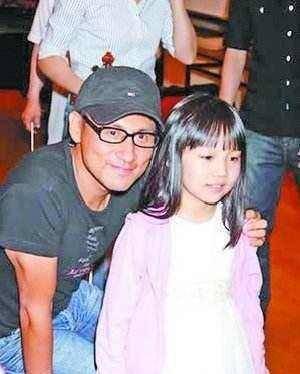 郭富城也生女儿,四大天王三个都是女儿奴,为何黎明不肯二婚?