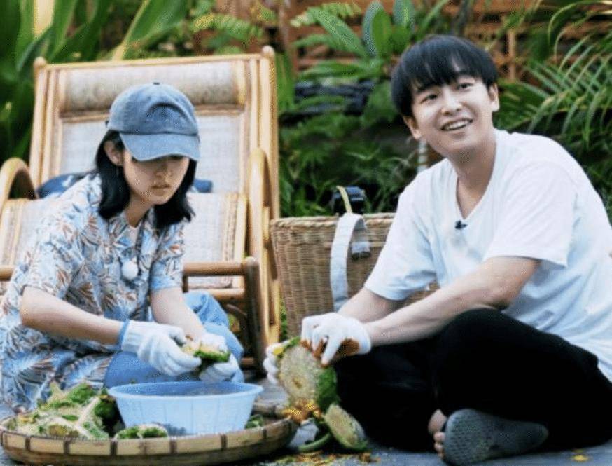 录制地点圆了黄磊的梦,嘉宾却成不定数_何炅_节目_张艺兴