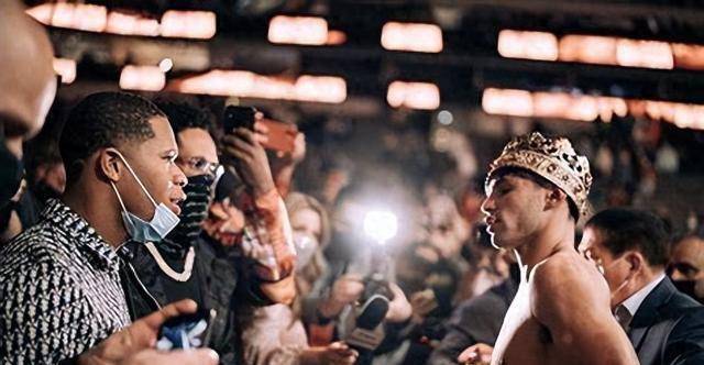 比拳击赛前求婚惊现成人艳星,加西亚频登国际头条___