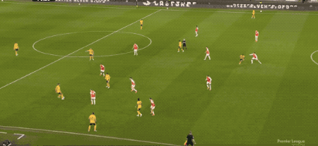 英超：阿森纳客场2-0狼队 近4场首胜 先赛一场重返榜首 特罗萨德破门