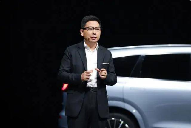 小米su7卖一部赔6800元?小米高管否认:信息可能偏差较大