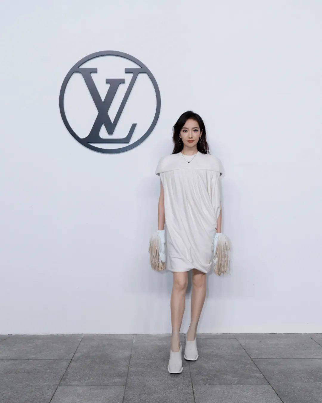 和凯特大魔王,刘亦菲上海看lv秀!走进lv的"动物世界"
