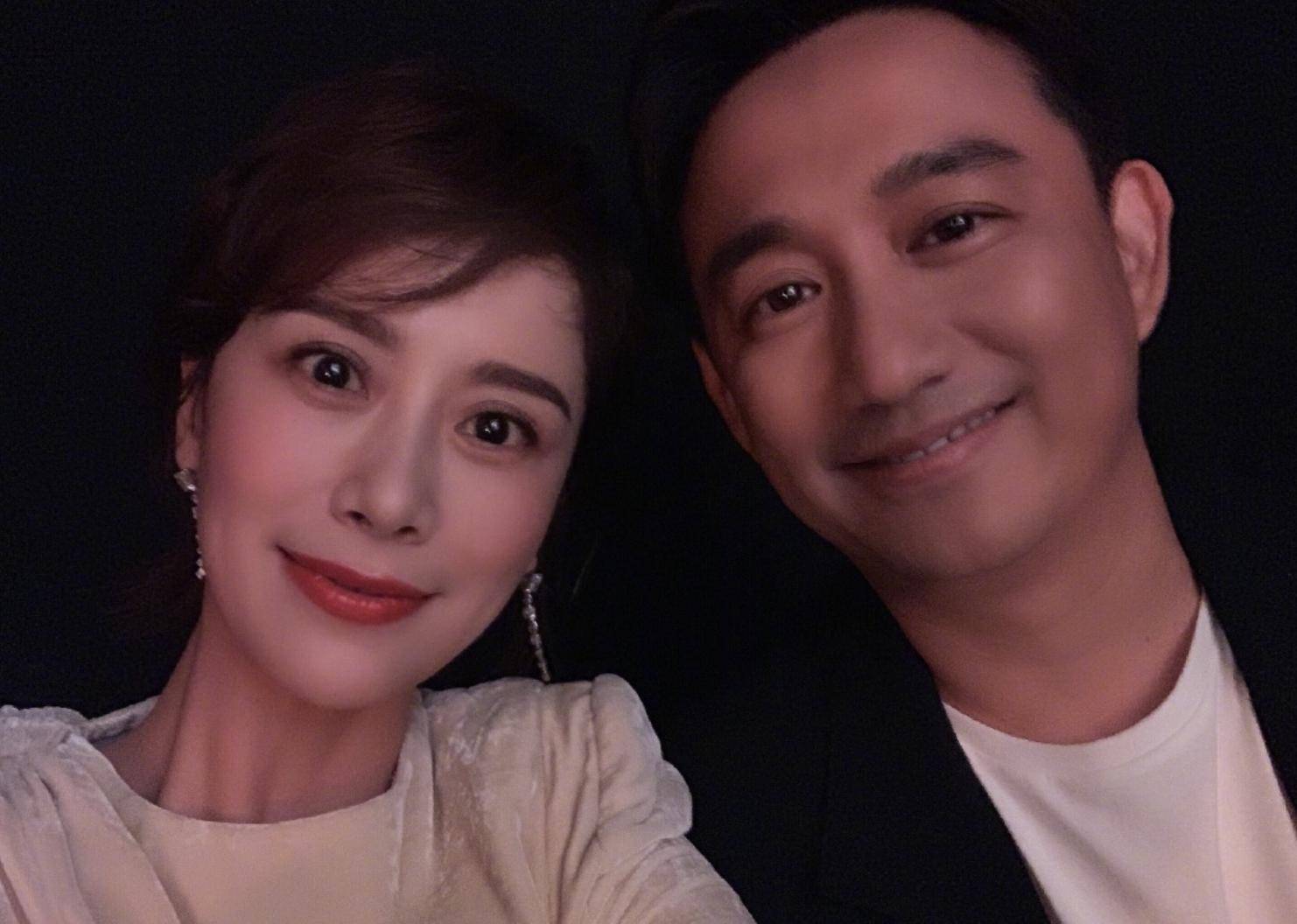 从那之后,铺天盖地的剧本向着海清纷至沓来;不仅她的身价水涨船高