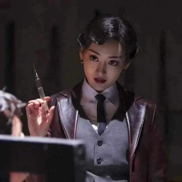 原创            杨幂新剧开播遭差评！演技用力过猛五官乱飞，被吐槽不如王鸥