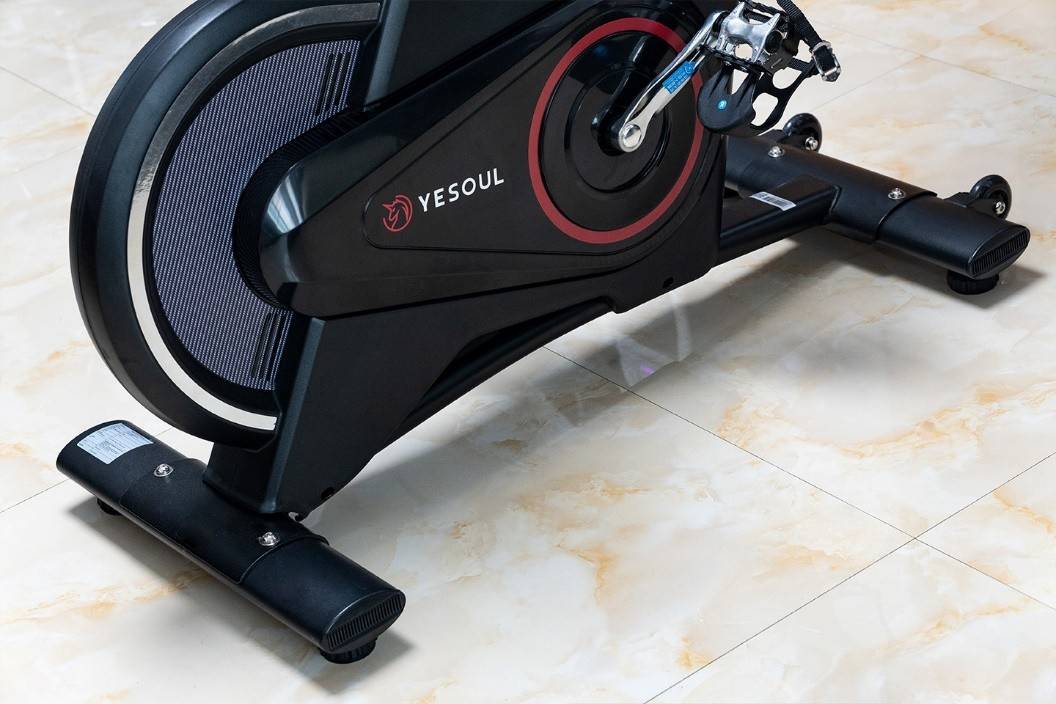 一台能满足全家健身需求的轻商级野小兽v5动感单车