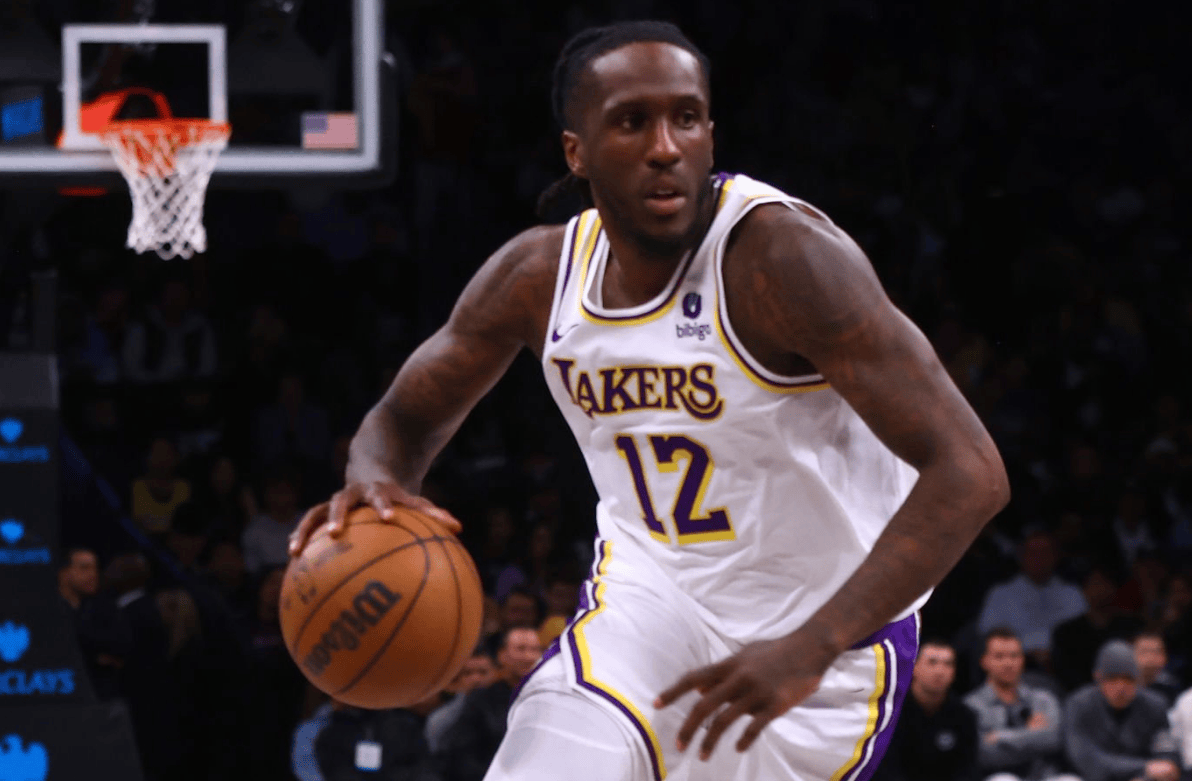 虽然湖人输掉了比赛,但是球队的替补锋线球员托里恩-普林斯(taurean