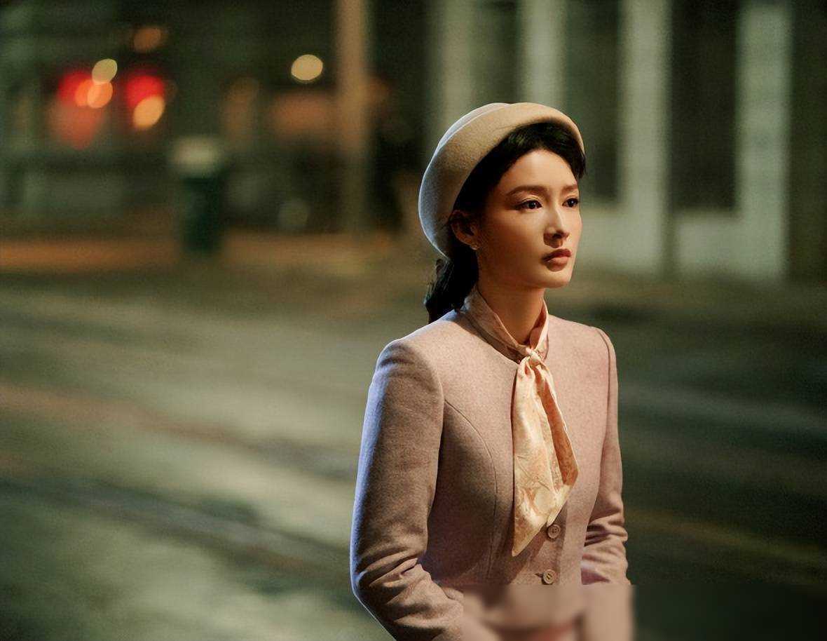 李沁又亮相央视大剧演技再获认可演艺事业再上新台阶