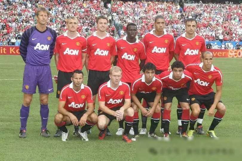 转会曼联,期待如亨利般表现,无奈落入预备队