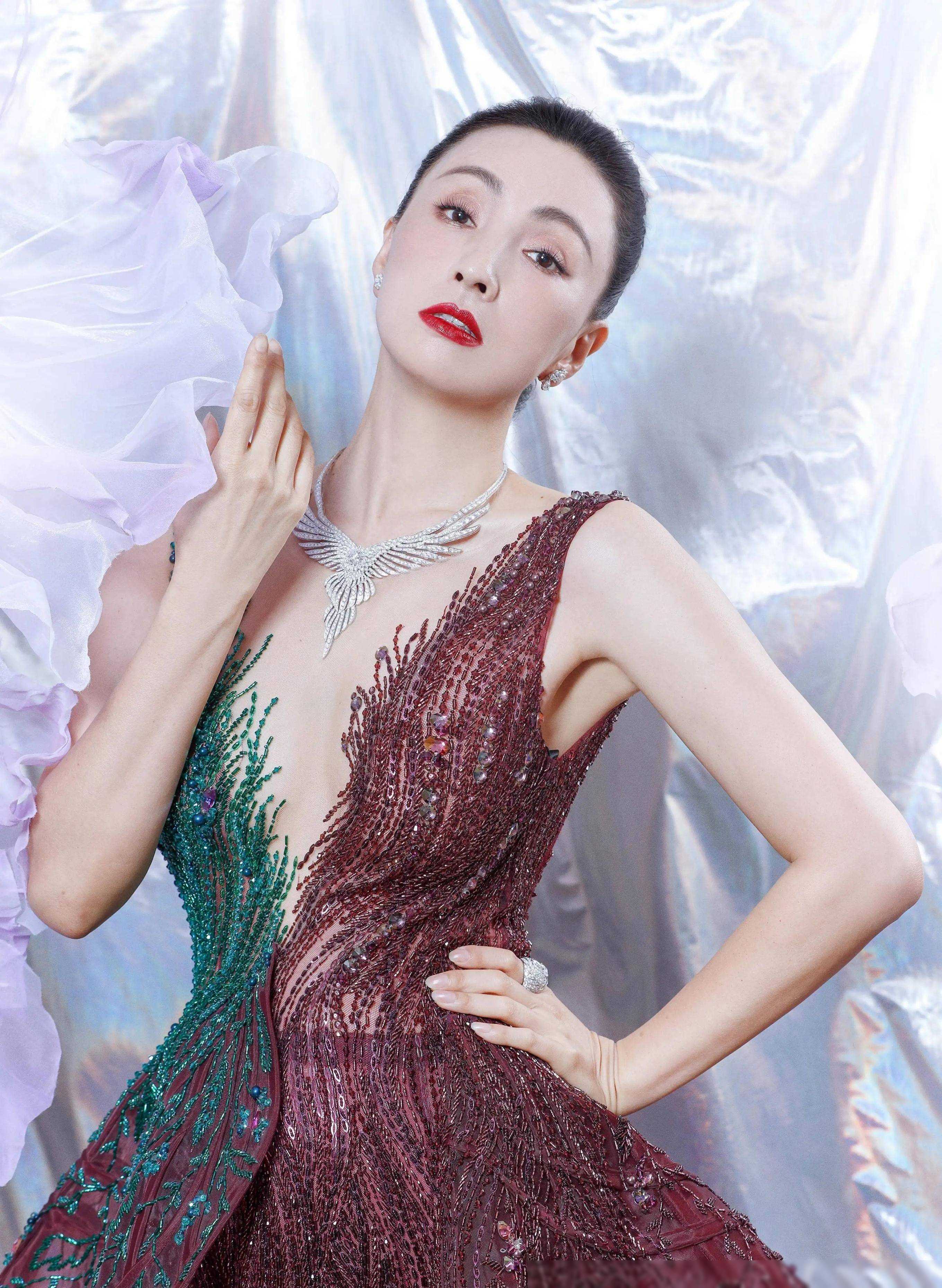 徐峥陶虹:百亿导演与金鸡奖得主的婚姻,如何面对不忠诚?