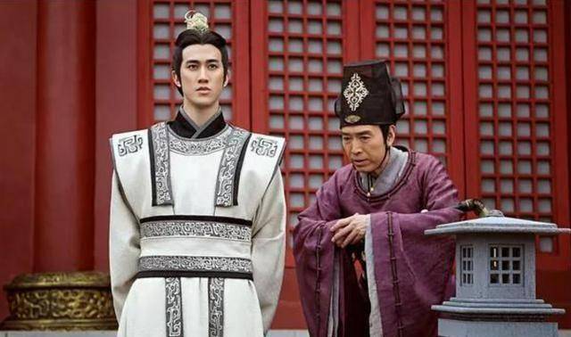 长孙无忌被诬告谋反,李治除了落下几滴眼泪,还做了什么?