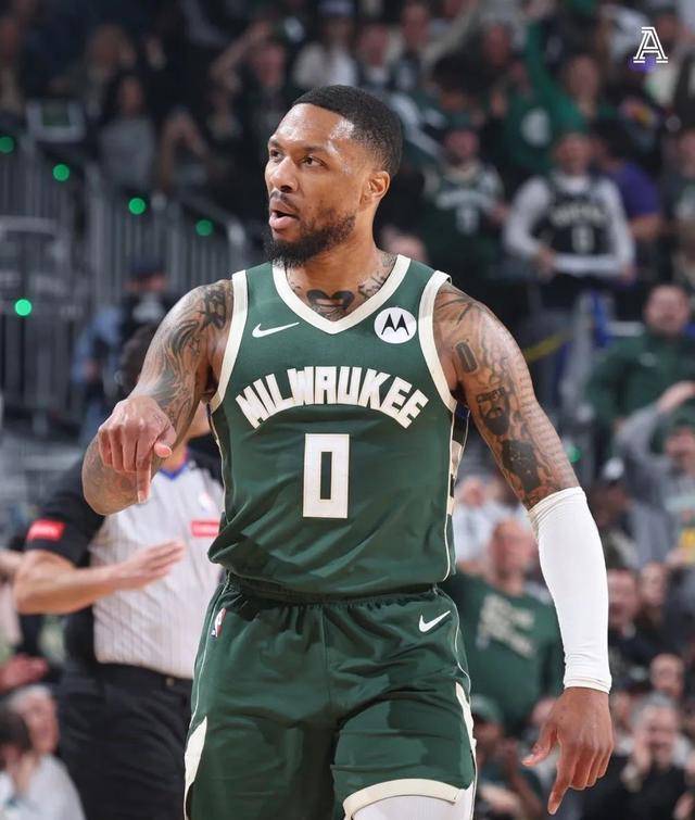 哈利伯顿溃于其手_雄鹿_步行者_比赛