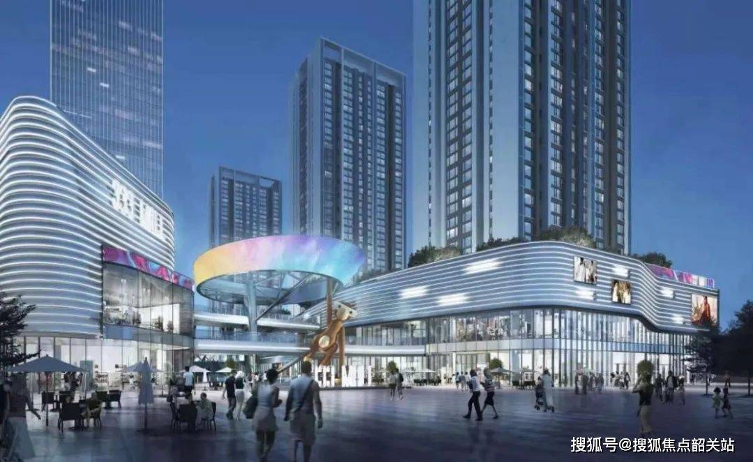 值得一提的是,商业广场与商家之间形成了良好的互动,外摆空间与商业