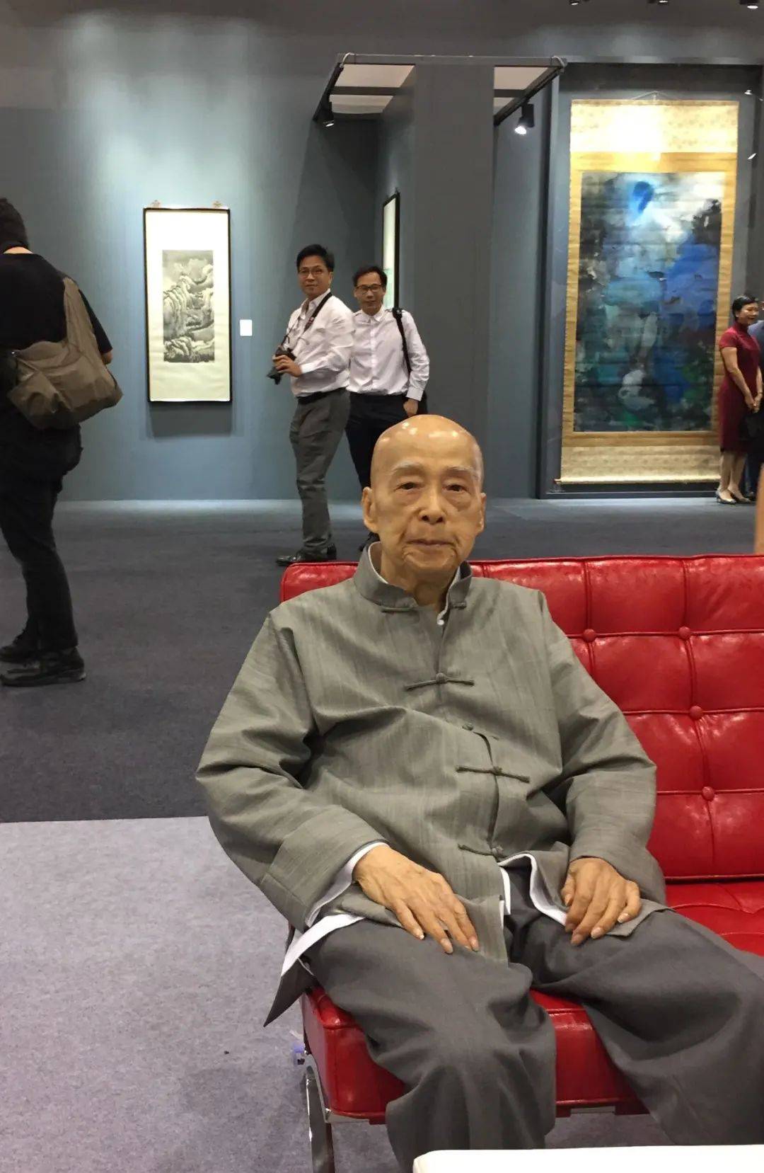 101岁董慕节逝世,曾为张国荣梅艳芳算命,香港网友:骗足几十年