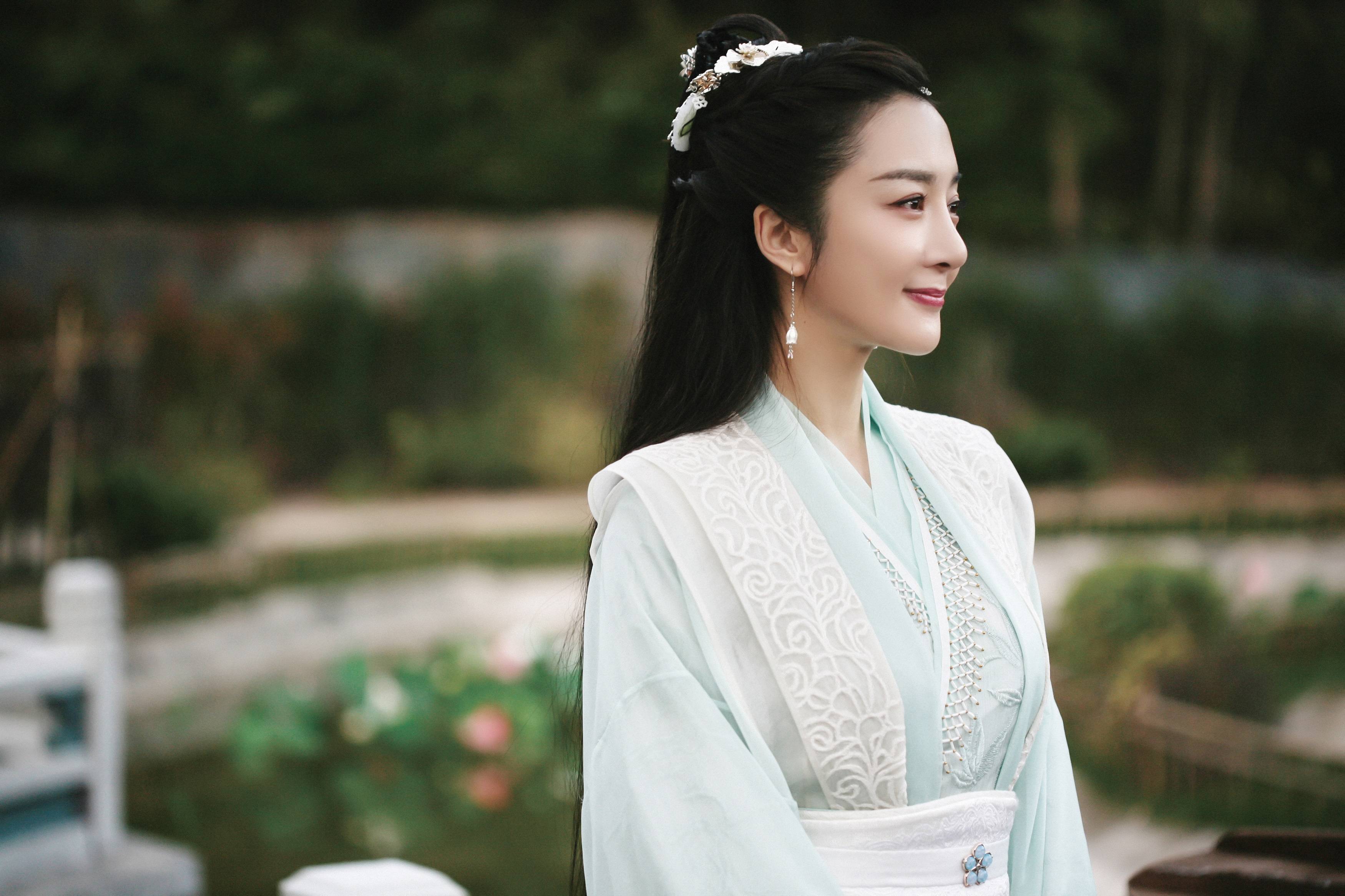 假冒金庸和卧龙生的2本香艳武侠小说,挂羊头卖狗肉,好离谱