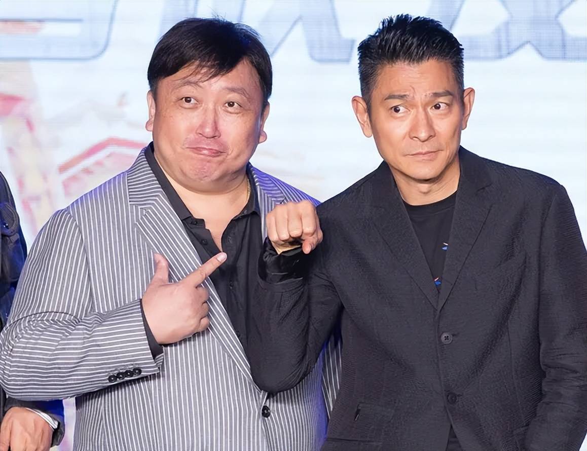 断崖式衰老,五年拍十几部电影,刘德华到底怎么了?王晶导演一语成谶