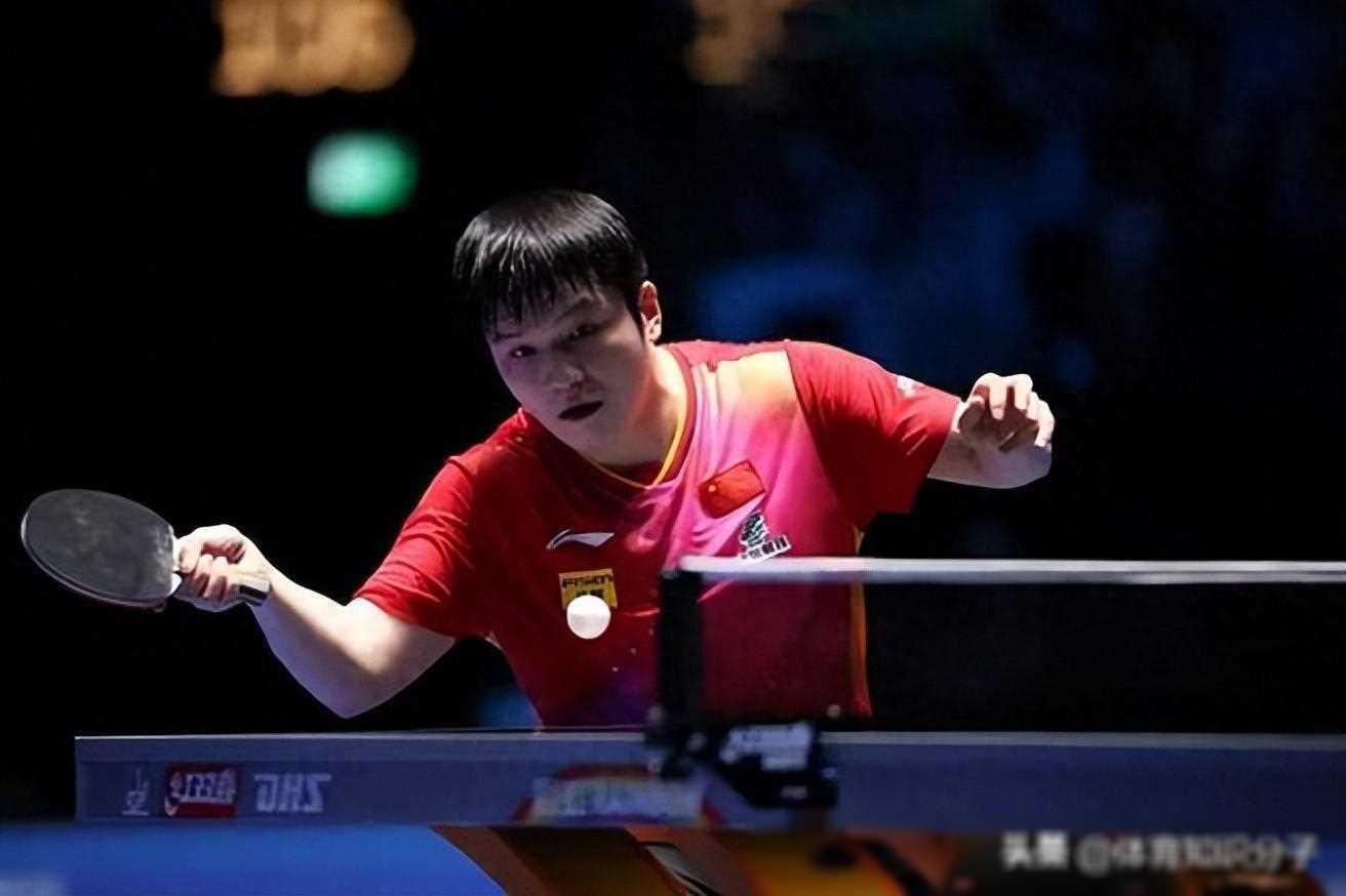 樊振东岁天才绝地逆转，力挽狂澜翻盘燃爆全场！_比赛_林诗栋_乒乓球