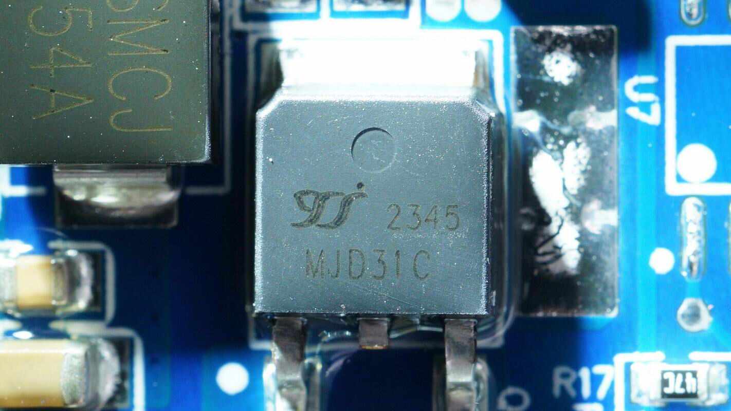 一颗mos管来自新洁能,型号nce01p13k,pmos,耐压-100v,导阻170mΩ,采用