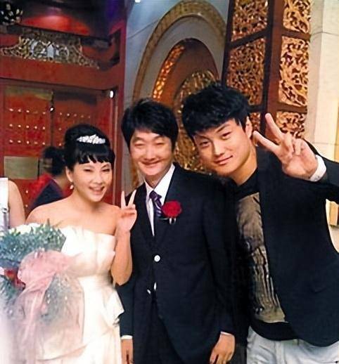 和梁朝伟传绯闻,嫁给潘粤明,却迷恋上王大治,董洁图什么?