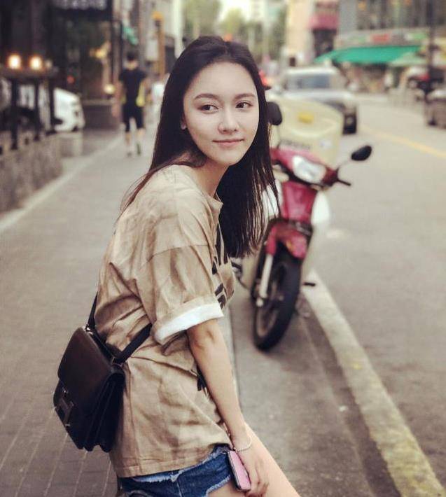 与李响相恋8年,把郑凯当备胎,还与袁弘搞暧昧,孙骁骁现状如何