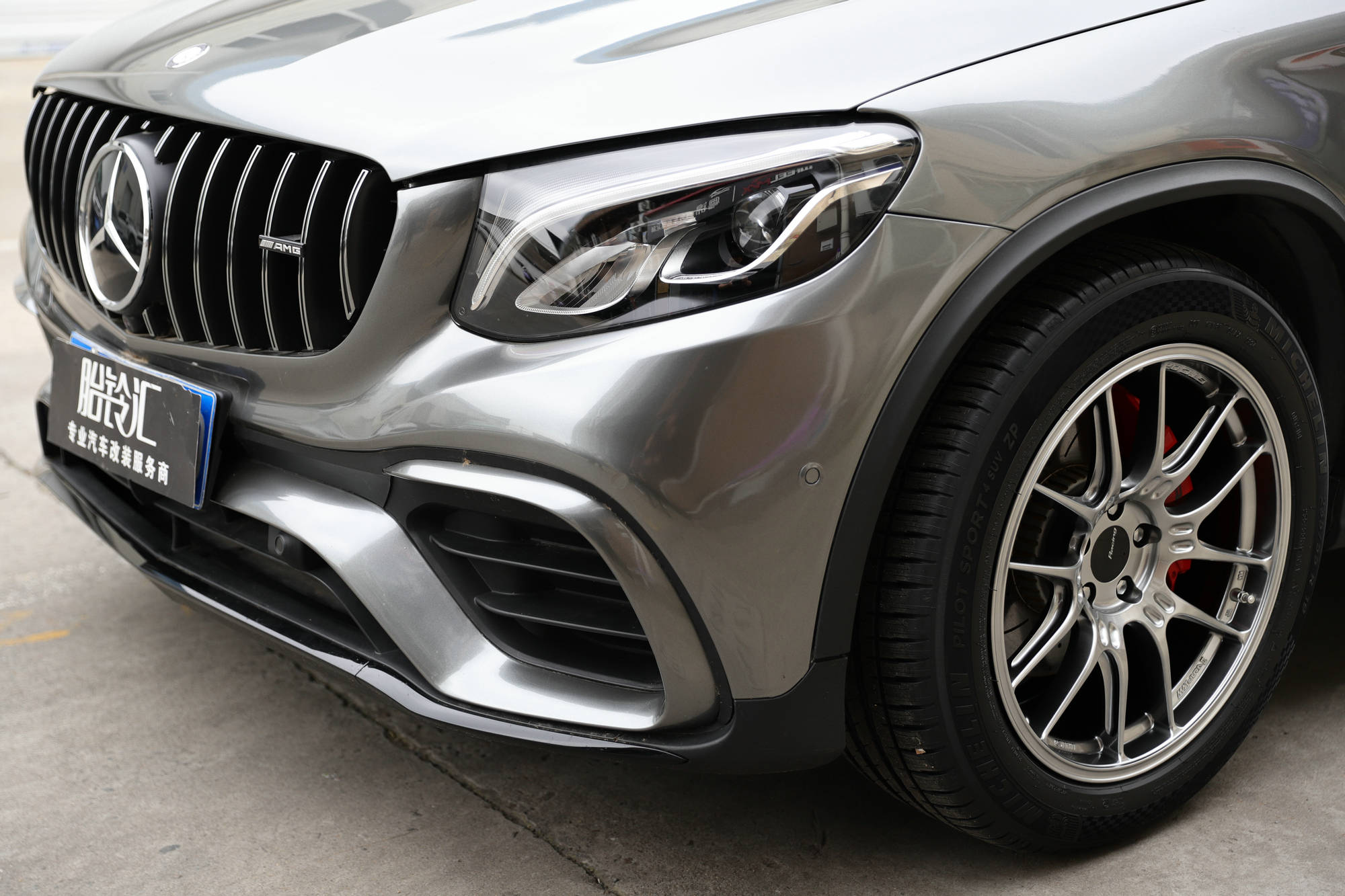 奔驰glc升级改装:enkei gtc02轮毂,点亮新驾驶体验