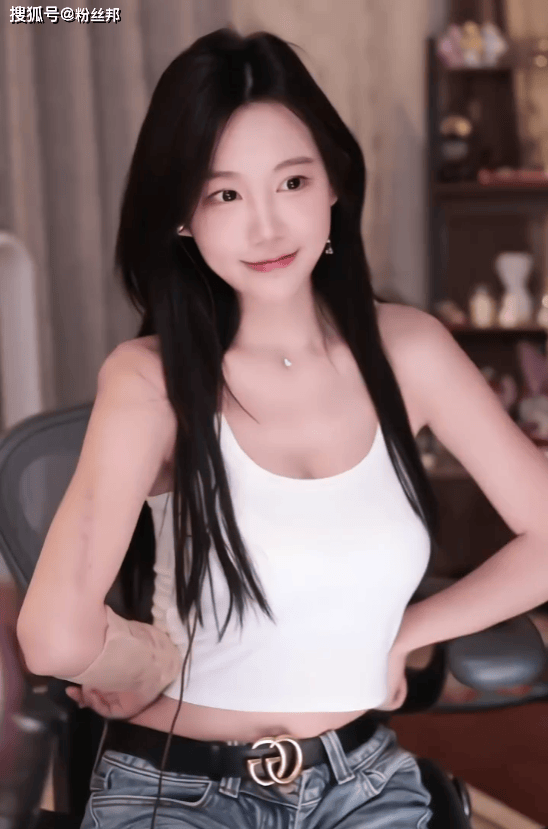 二次元喵老师转型"上岸",不愿习惯性讨好观众,删作品从头开始_misa