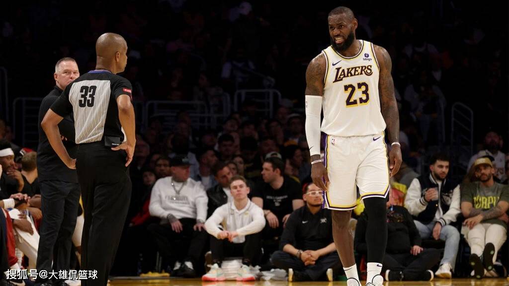 詹姆斯拒绝横扫,哈姆惹怒詹姆斯,内斗摆上台面,休赛季