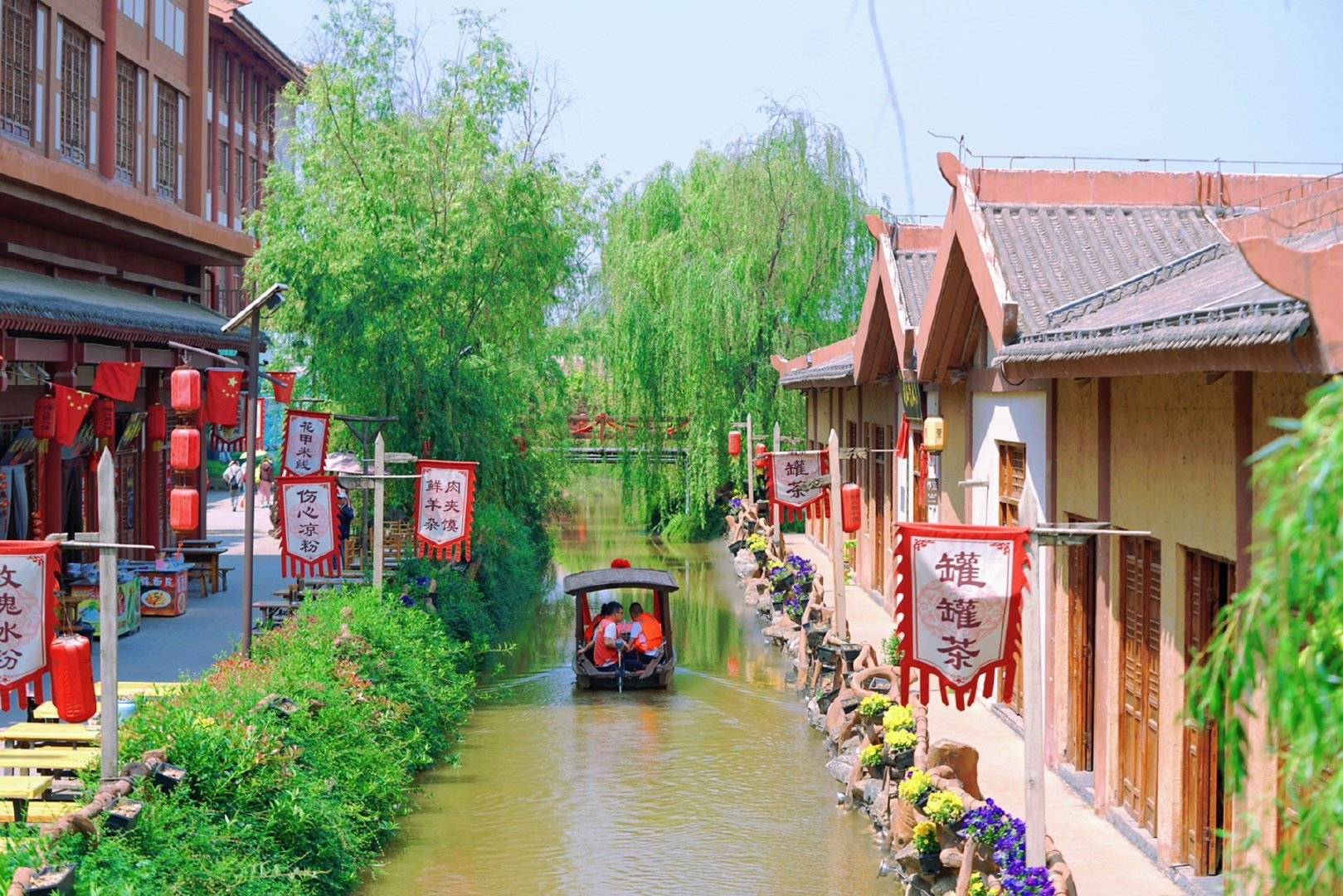 陕西宝鸡:五一小长假 开启梦幻三国的穿越之旅_小镇