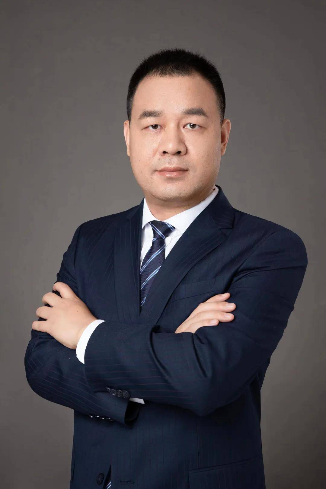 专家解读 ▎张宏伟:坚持一企一策,稳妥化解大型房企债券的违约风险