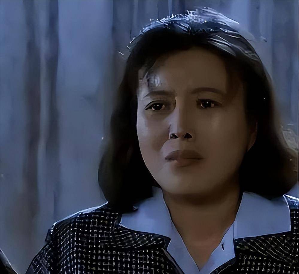 丁嘉丽:为孙红雷向导演下跪,两段婚姻伤人伤己,如今信佛养老