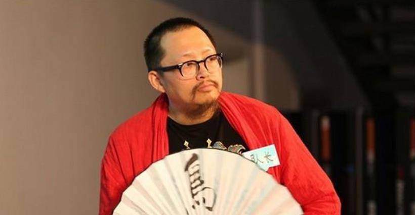 史航:写一集电视剧赚十几万,但我绝不买房,租近500平米大平层