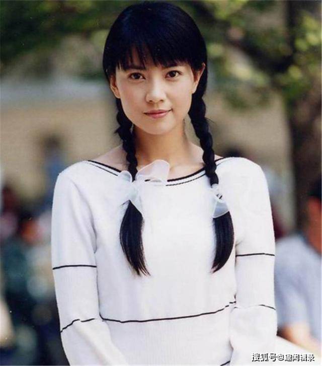 高圆圆"高中旧照"被曝出,班主任:至少10个班的男生在追她!