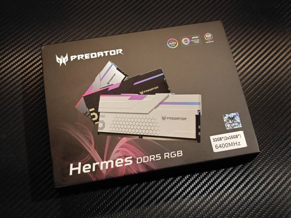 高频内存对于玩游戏究竟有没有提升?宏碁Hermes冰刃6400MHz内存实测分享!