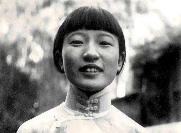 中国最后一位公主,36岁结婚,76岁创业,95岁身亡,鲁豫采访过她