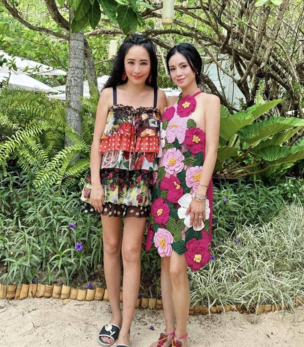 名媛关颖携夫参加林恬儿婚礼,顺带庆祝结婚周年,下嫁11年仍恩爱