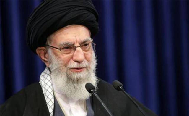 伊朗"定海神针"哈梅内伊,权力凌驾总统之上,今82岁仍对抗美国